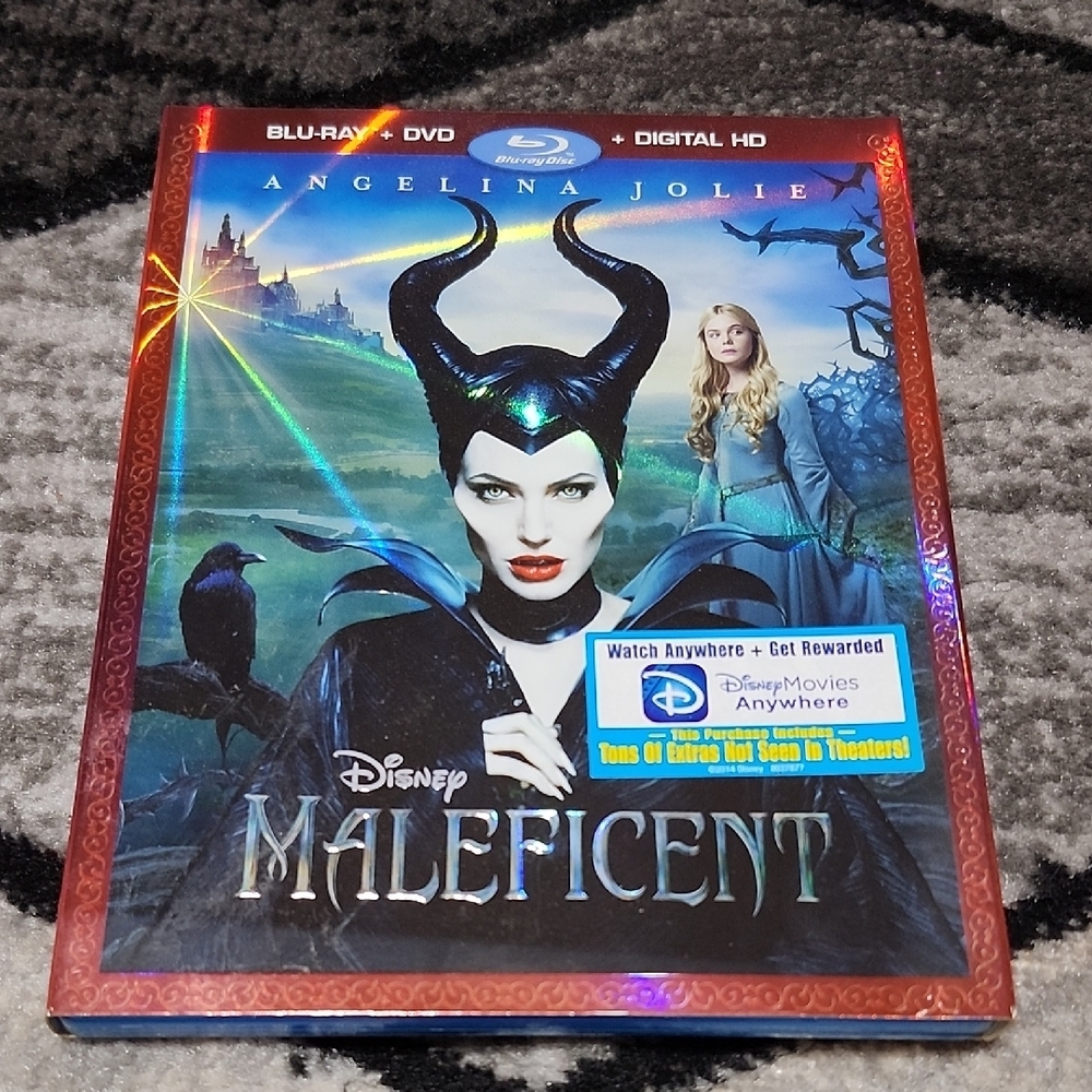 DISNEY MALEFICENT 2014 ANGELINA JOLIE DVD ONLY